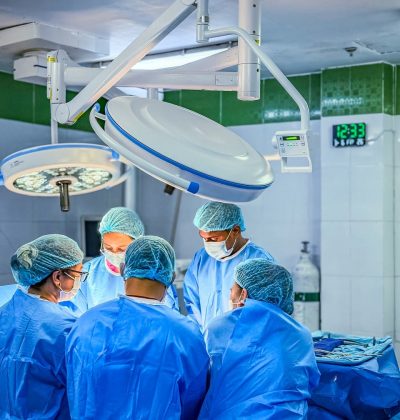 Sănătate și accidente doctor, hospital, medical, health, surgery, medicine, nurse, mask, operating, operation, patient, anesthesia, surgical, monitoring, anesthesiologist, treatment, clinic, diagnosis, examination, dr, physician